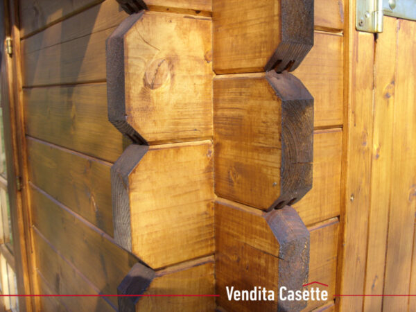 Casetta in legno mod. Piemonte particolare